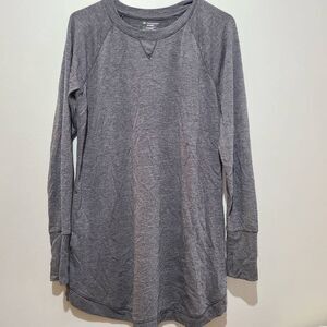 Tek Gear Shirt Women's Large Gray Solid Crew Neck Tee Shirt On The Go Top